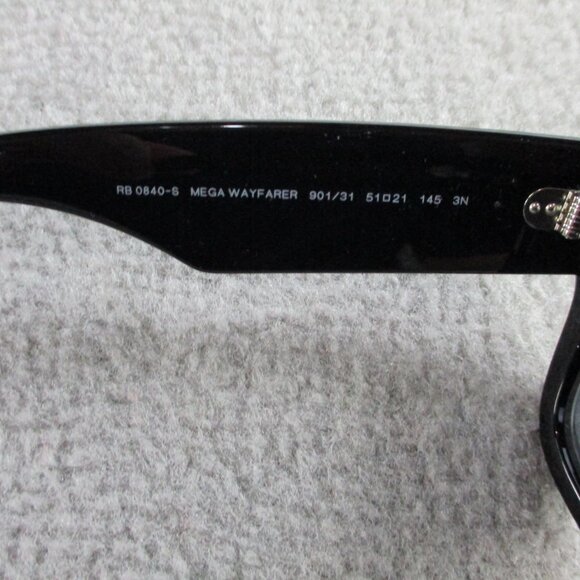 Rayban Mega Wayfarer Sunglasses RB0840S 901/31 Black New Condition with Case - Picture 3 of 4